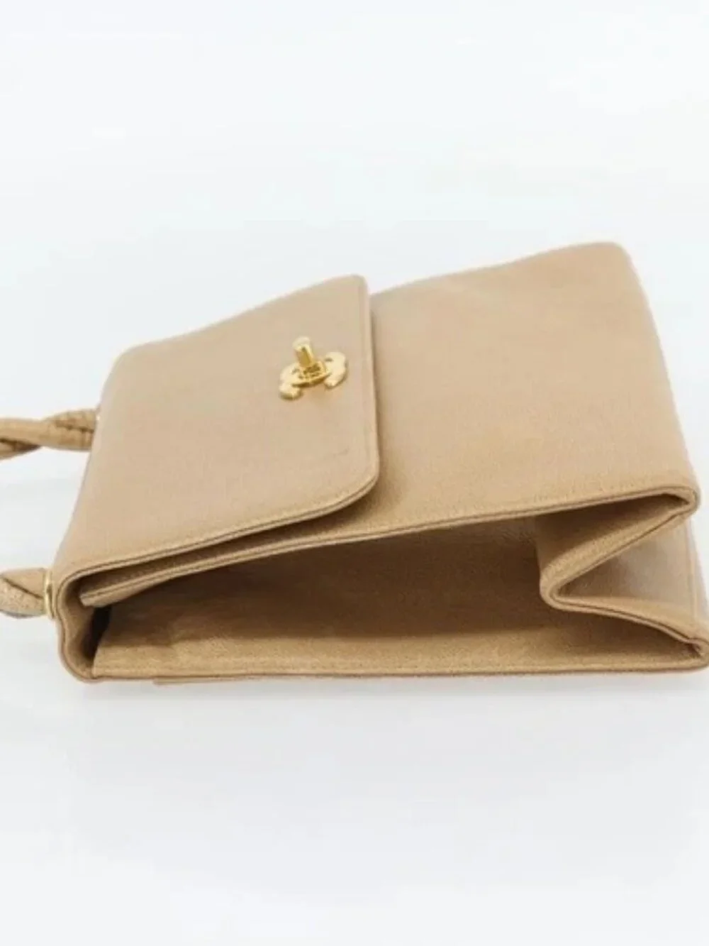 CHANEL Shoulder Bag Grained Calf Skin Beige Gold CC Auth BA2341